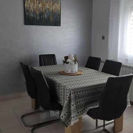 Apartment Roki Zagabria Esterno foto