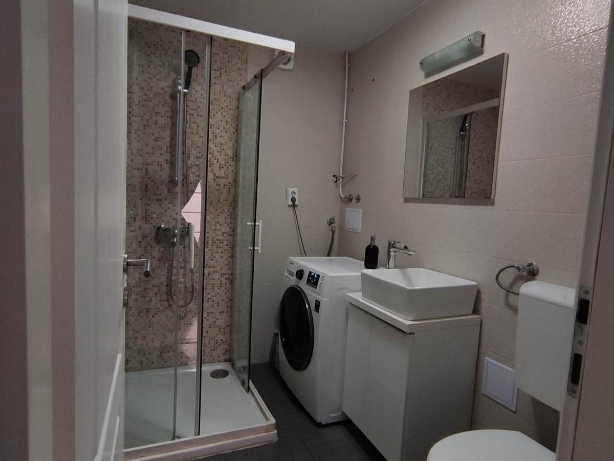 Apartment Roki Zagabria Esterno foto